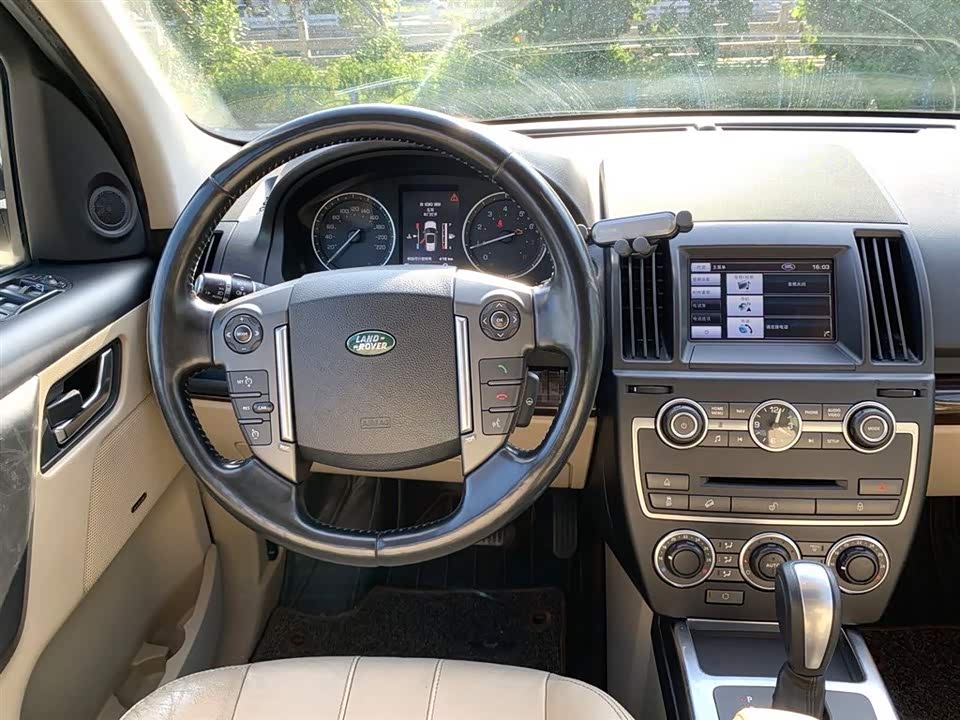 Land Rover Freelander 2