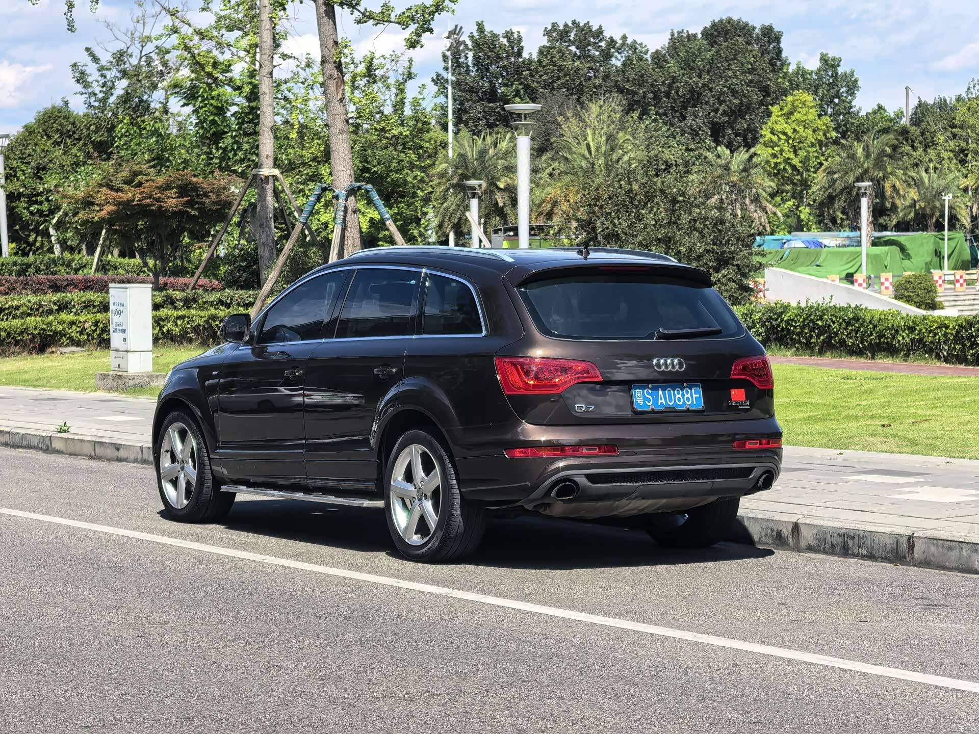 Audi Q7, 2015 4