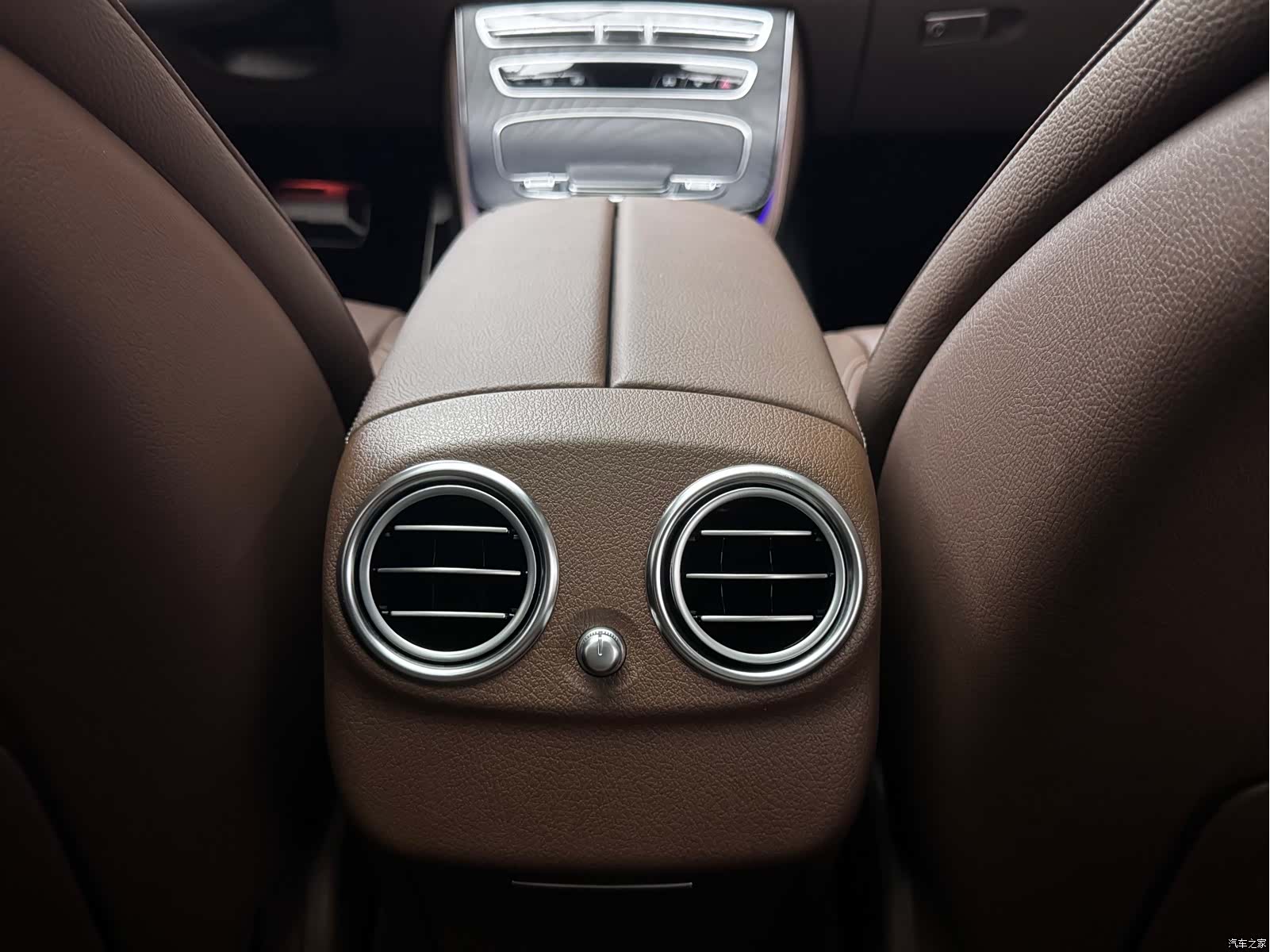 Mercedes-Benz E-Class, 2021 18