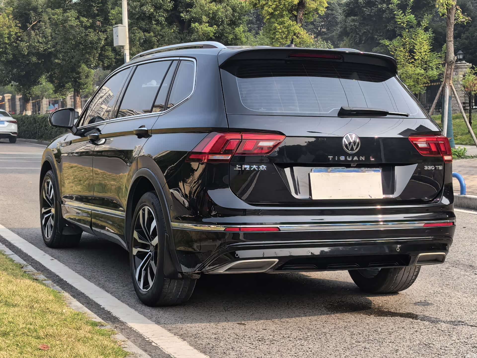 Volkswagen Tiguan L, 2021 8