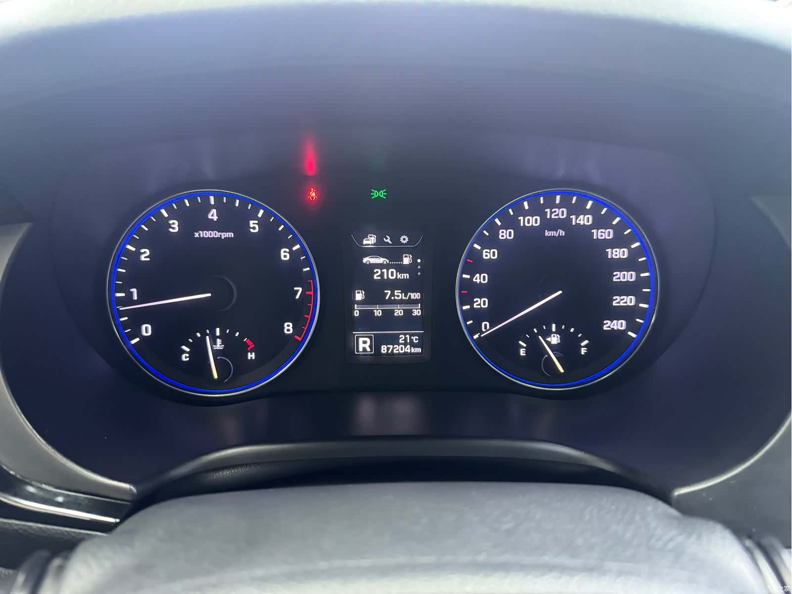 Hyundai GLS, 2015 12