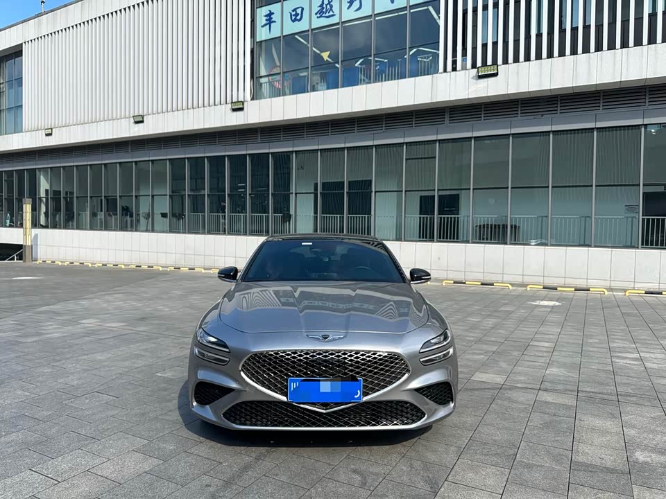 Genesis G70
