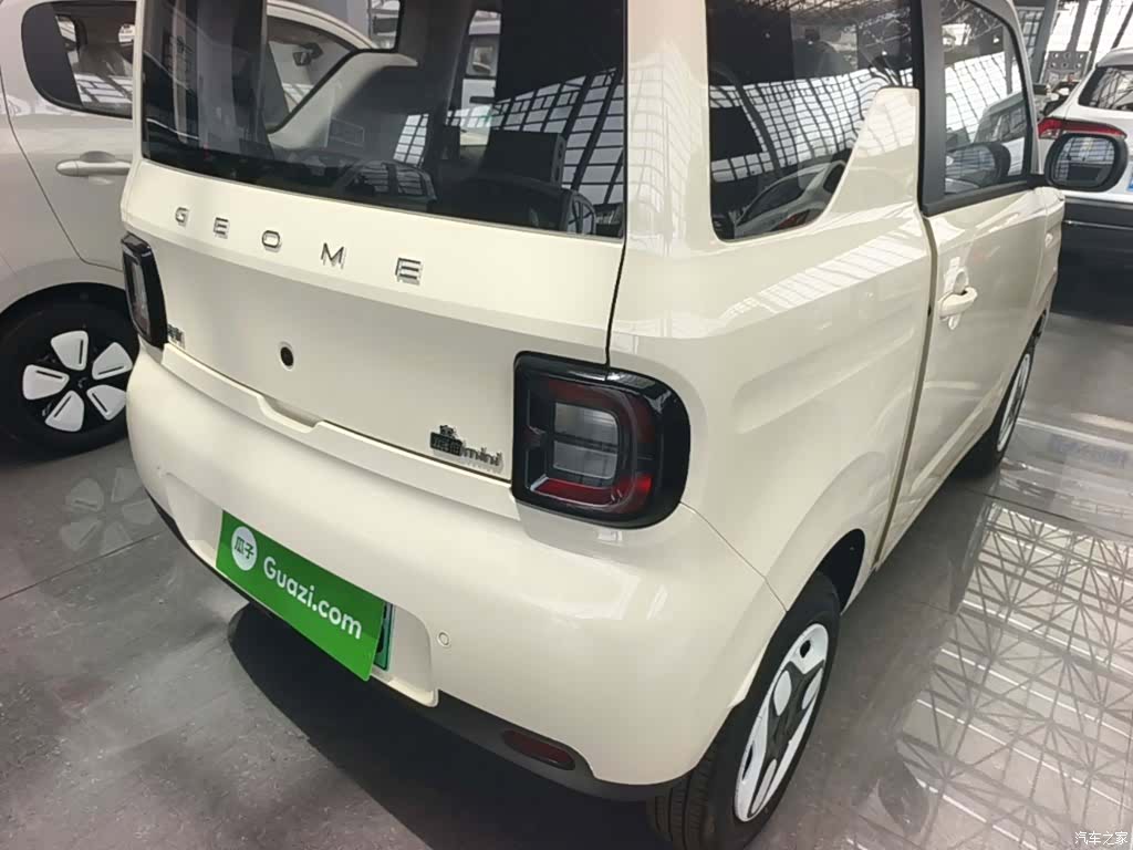 Geely Panda, 2026 8