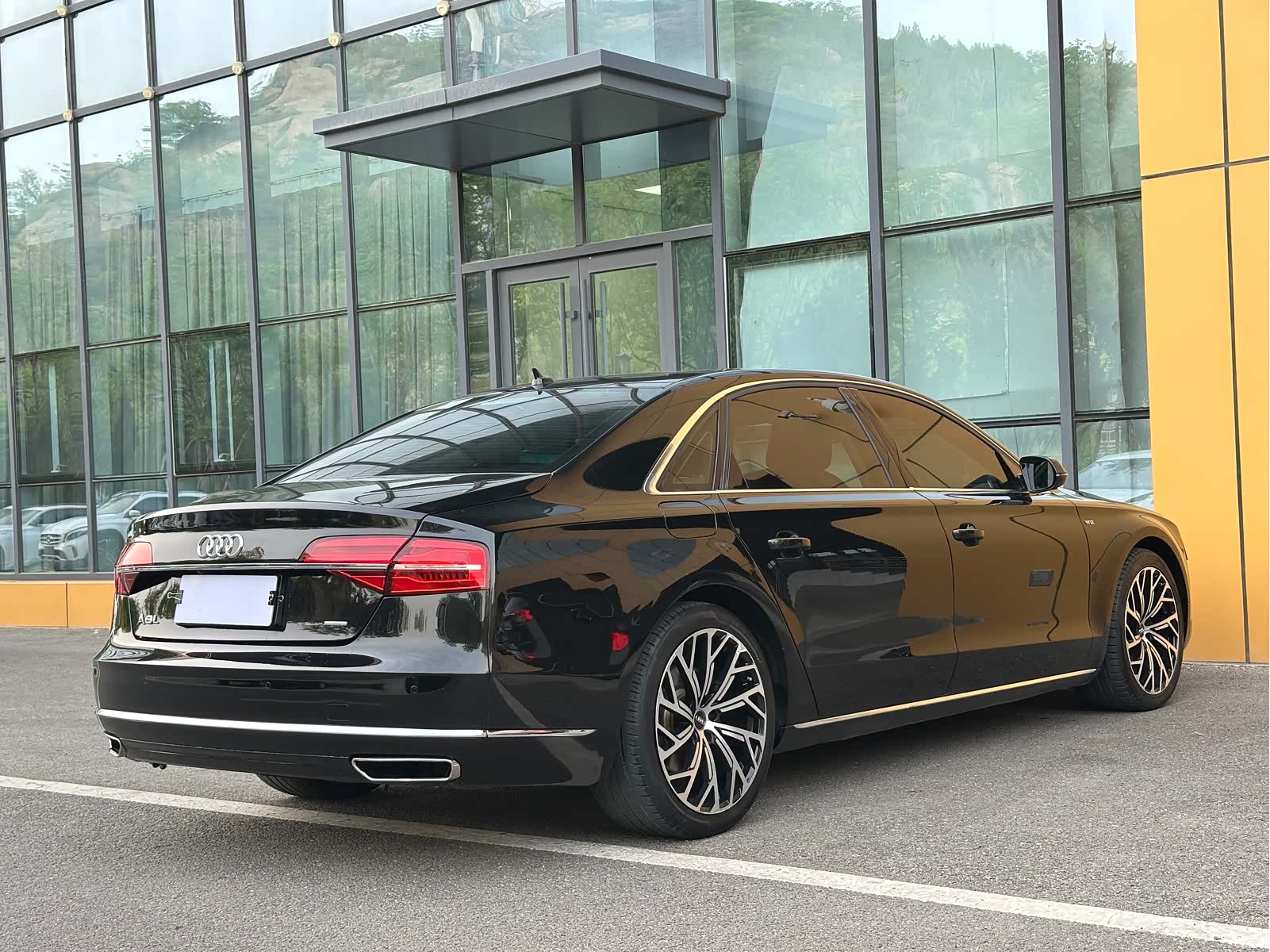 Audi A8L, 2014 12