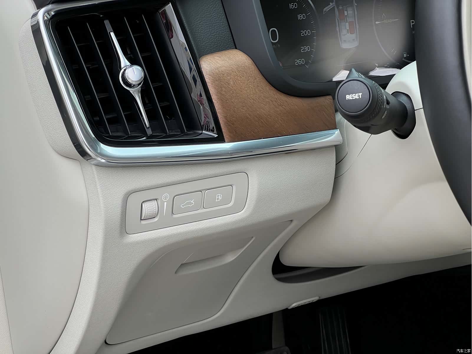 Volvo S90, 2019 23