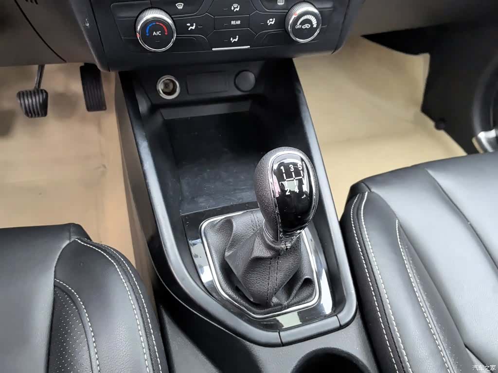 DongFeng 580, 2017 13