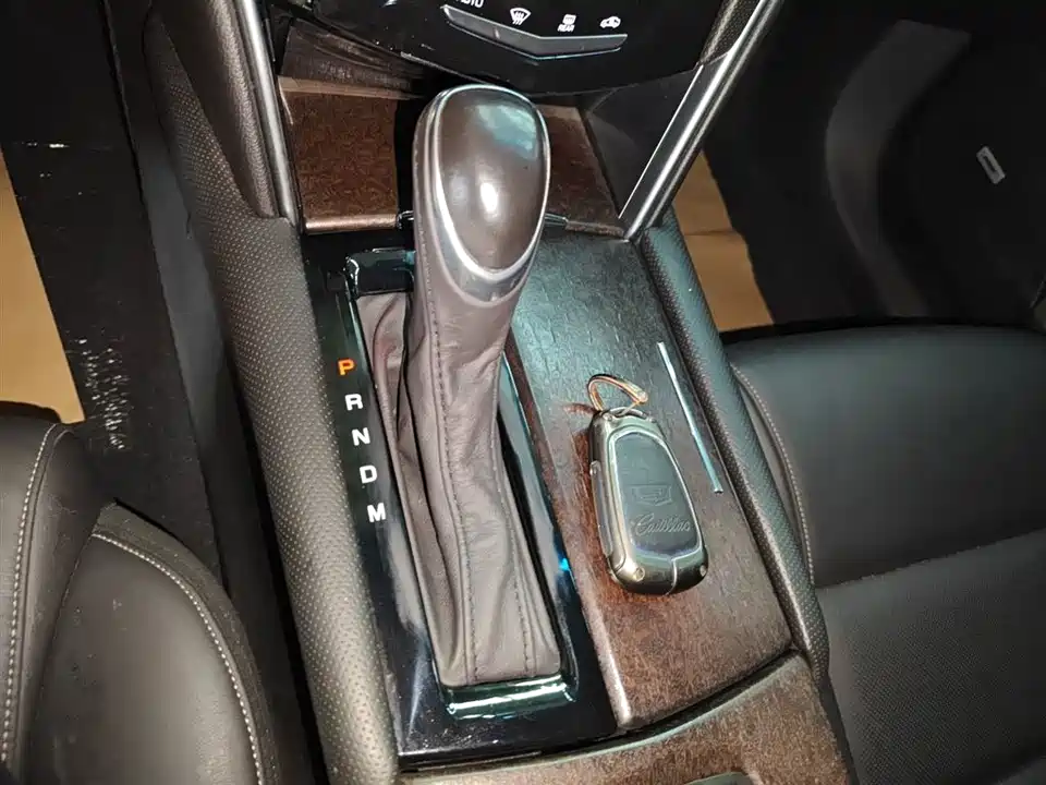 Cadillac XTS