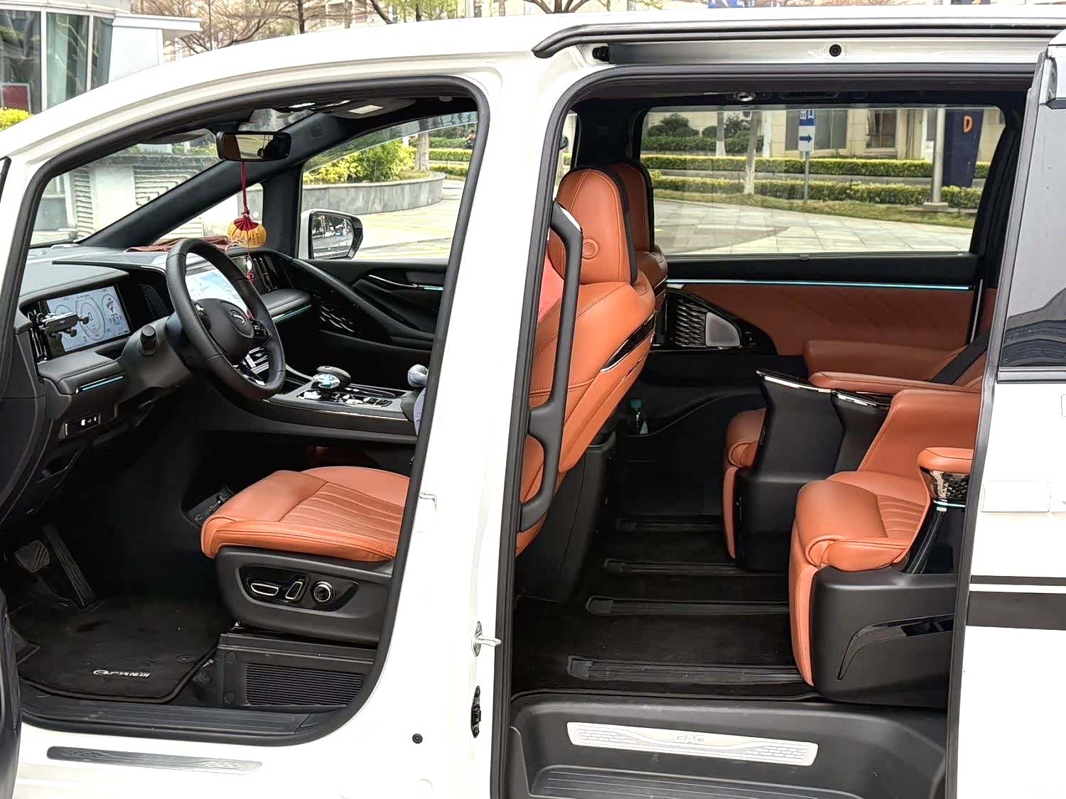 Trumpchi E9, 2024 8