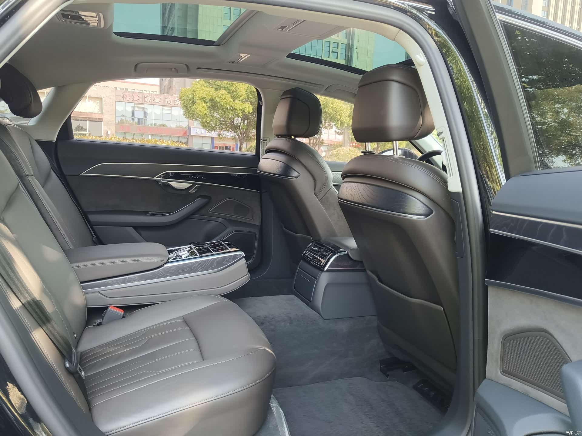 Audi A8L, 2020 6