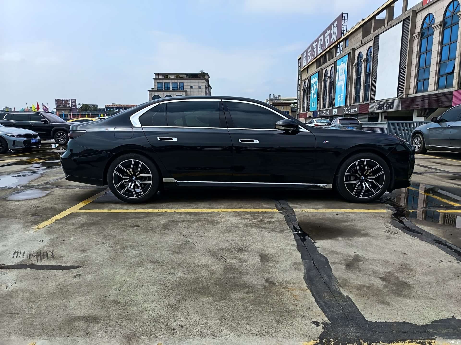 BMW 7 Series, 2025 4