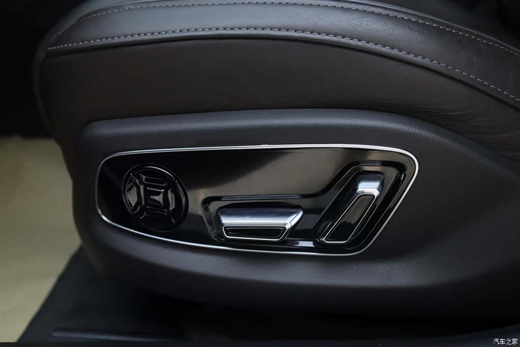 Audi A8L, 2024 21