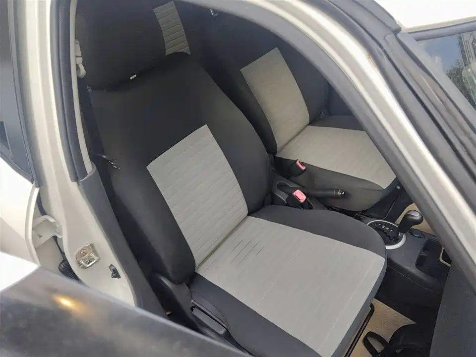 Suzuki Swift Suzuki Swift