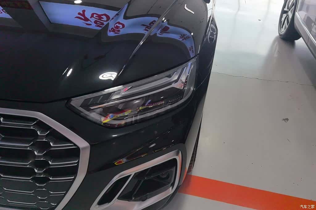 Audi Q5L, 2022 все фото