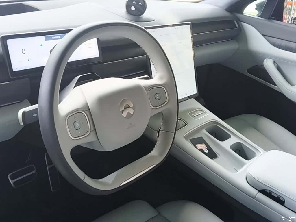 NIO ES8, 2023 10