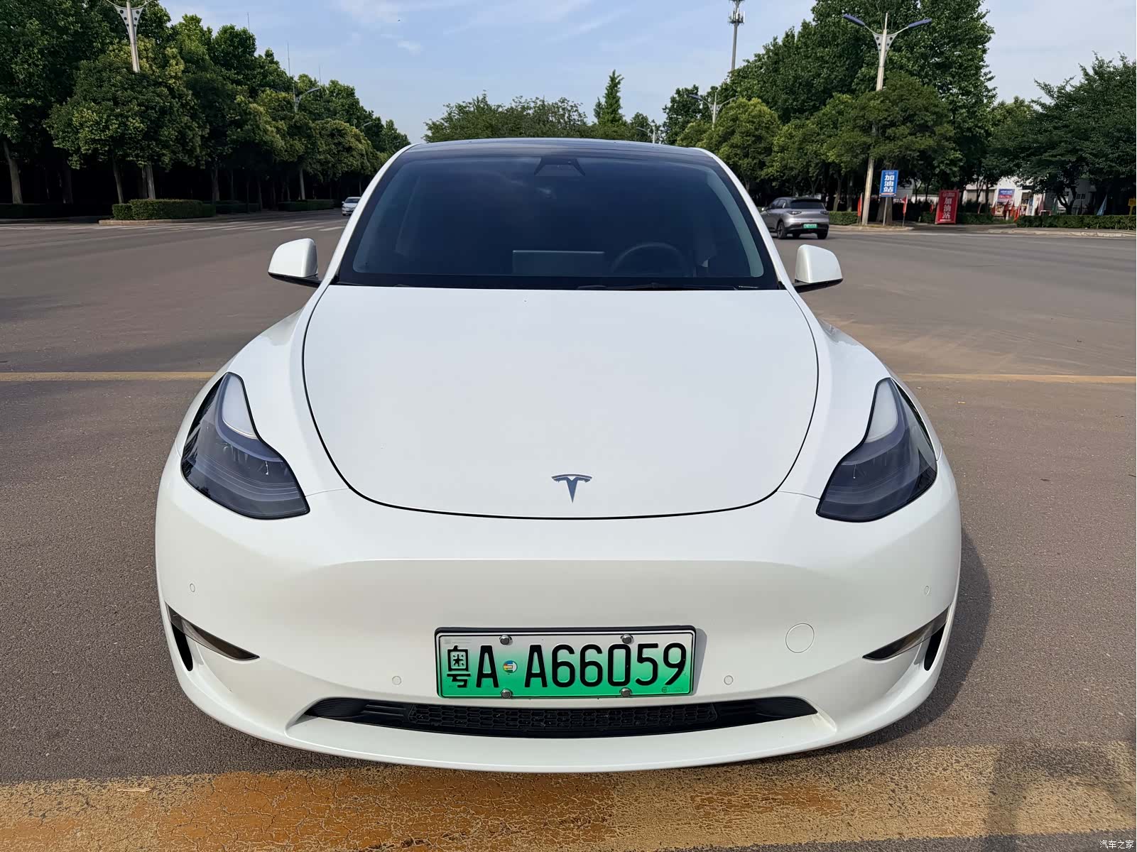 Tesla Model Y, 2022 2