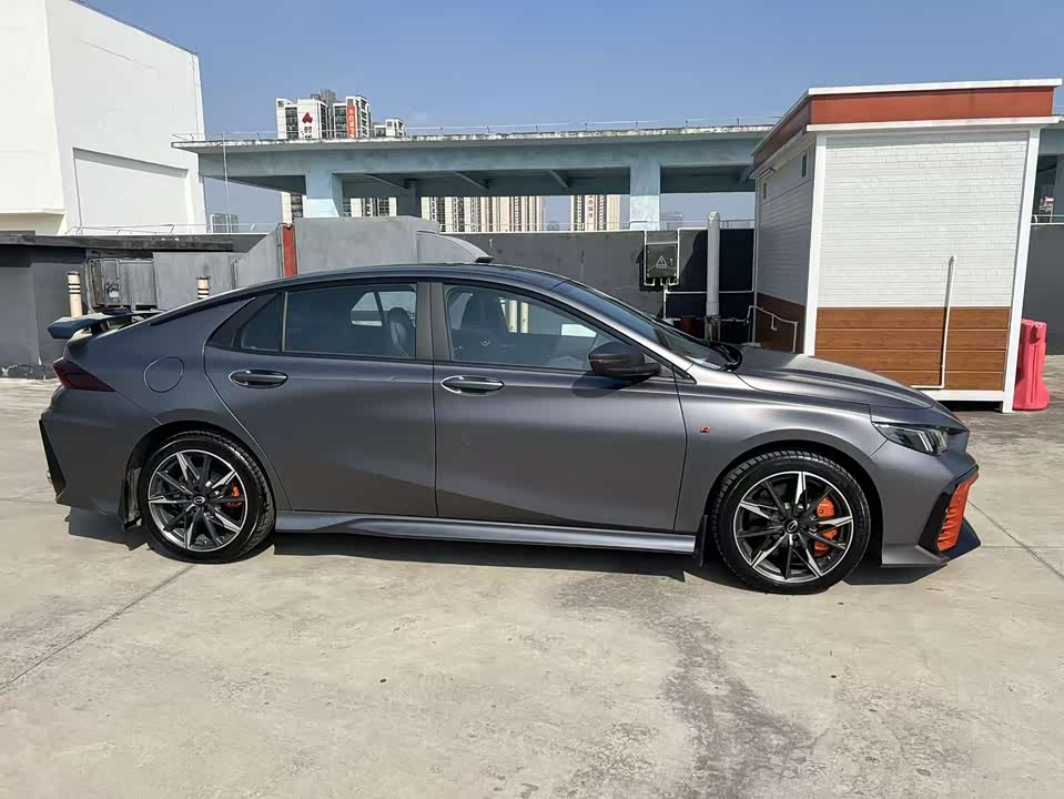 Trumpchi Shadow Leopard