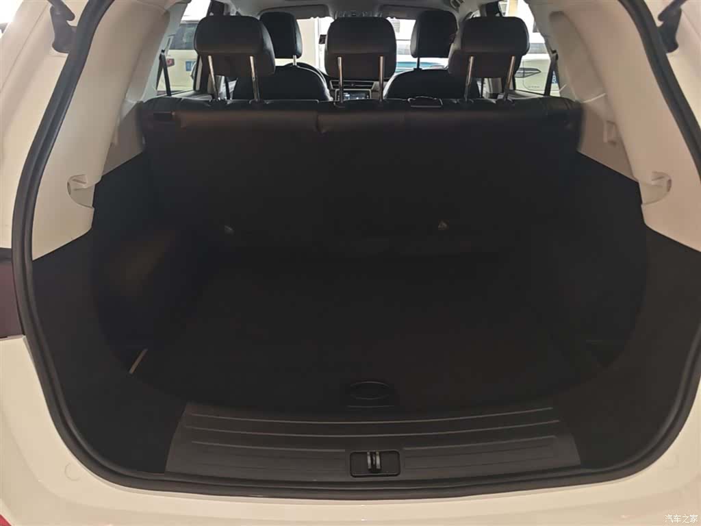 Roewe RX5, 2022 19