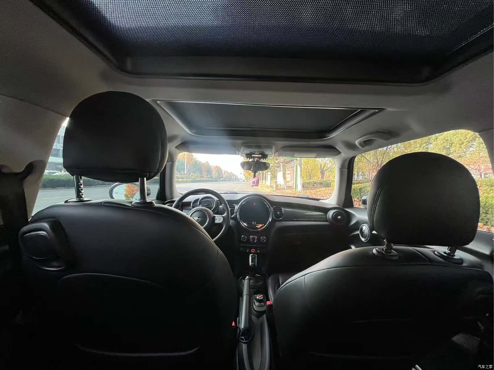 Mini ONE, 2021 8