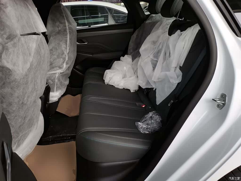 BYD Qin, 2026 17