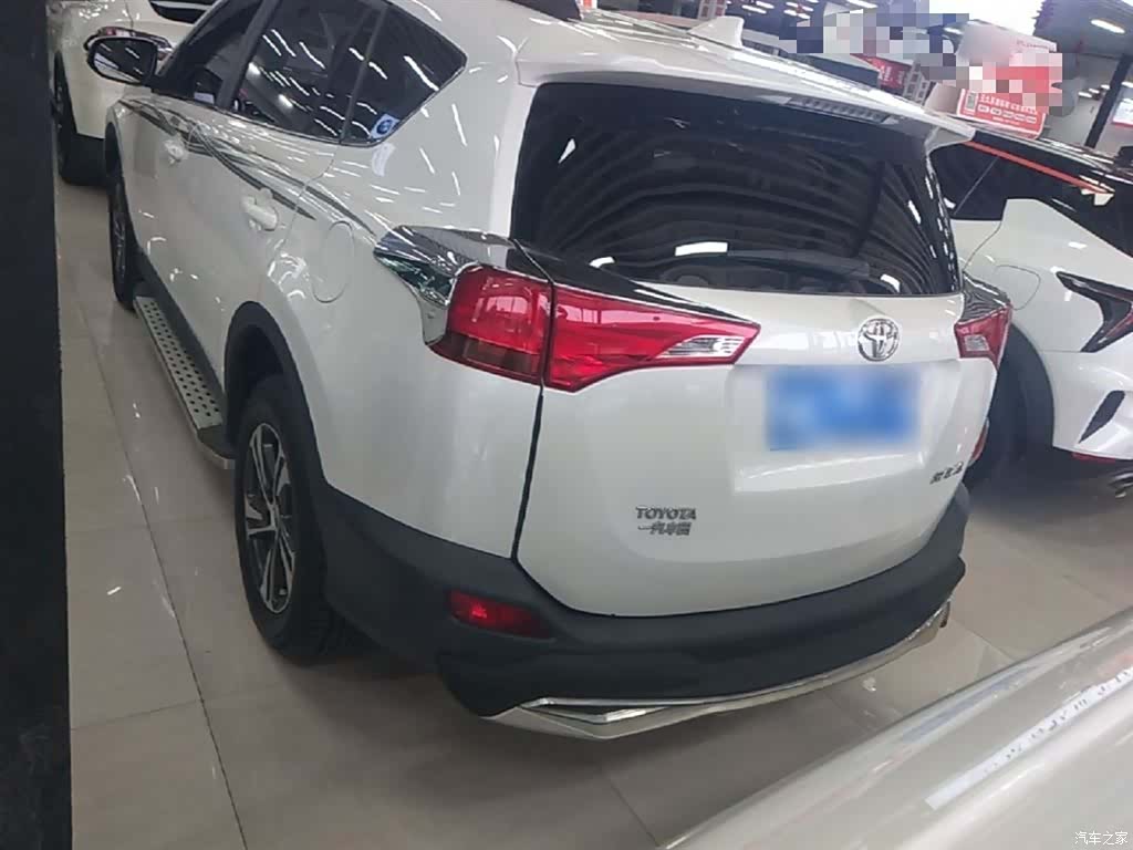 Toyota RAV4, 2016 6