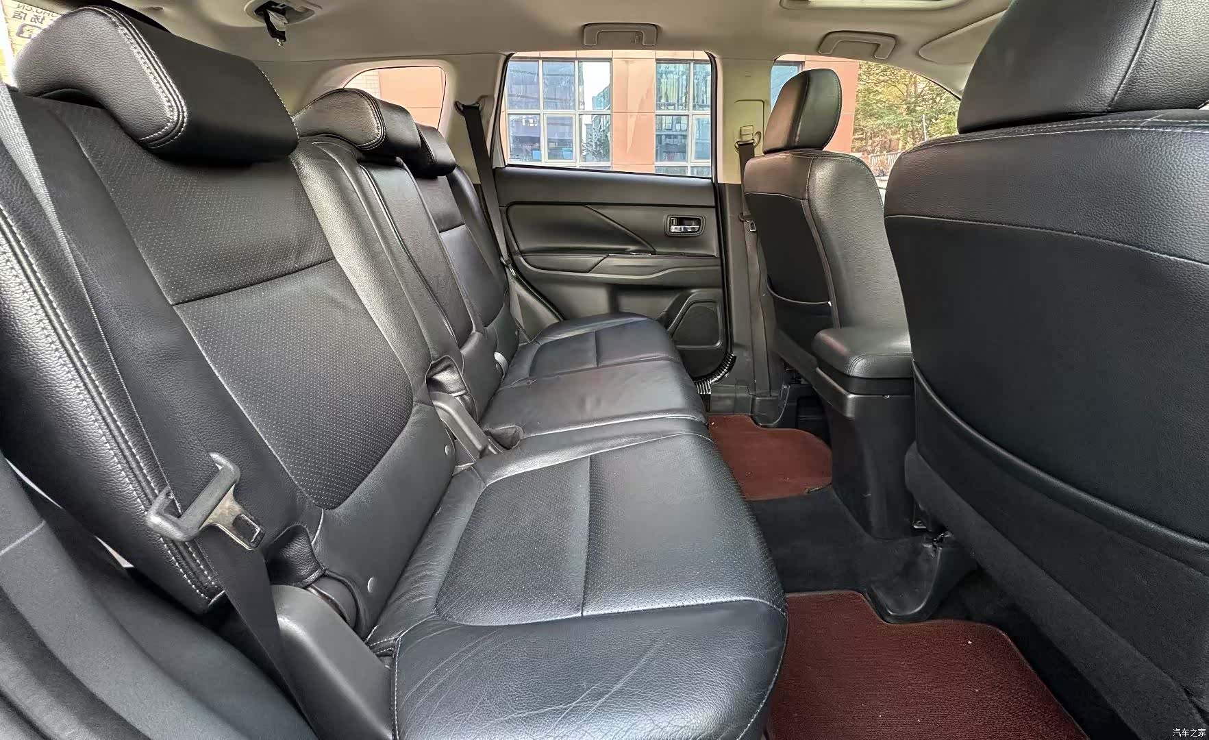 Mitsubishi Outlander, 2017 7