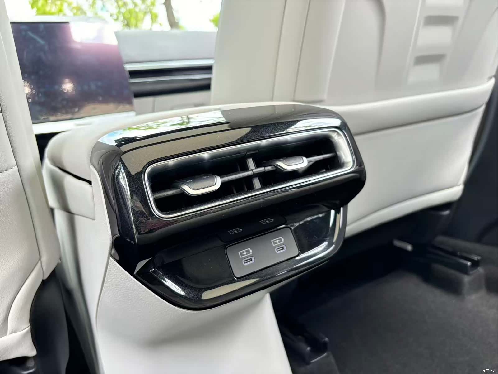 Honda P7, 2025 17