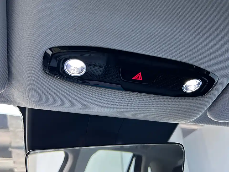 Geely Galaxy Galaxy E5