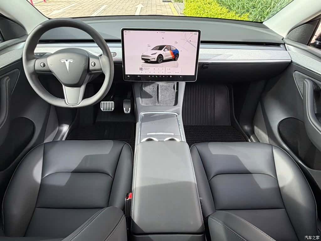 Tesla Model Y, 2023 9