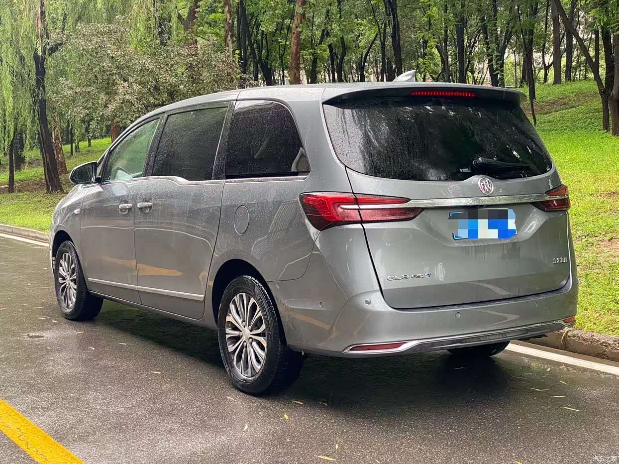 Buick GL8, 2022 9