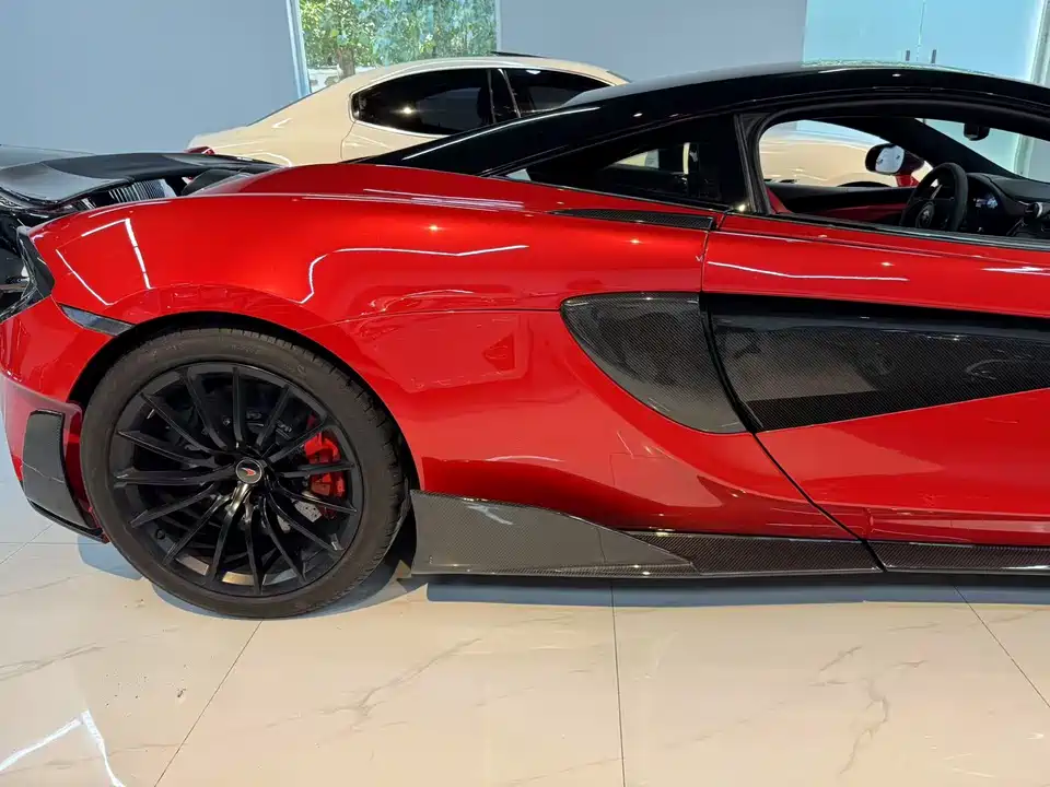McLaren 570