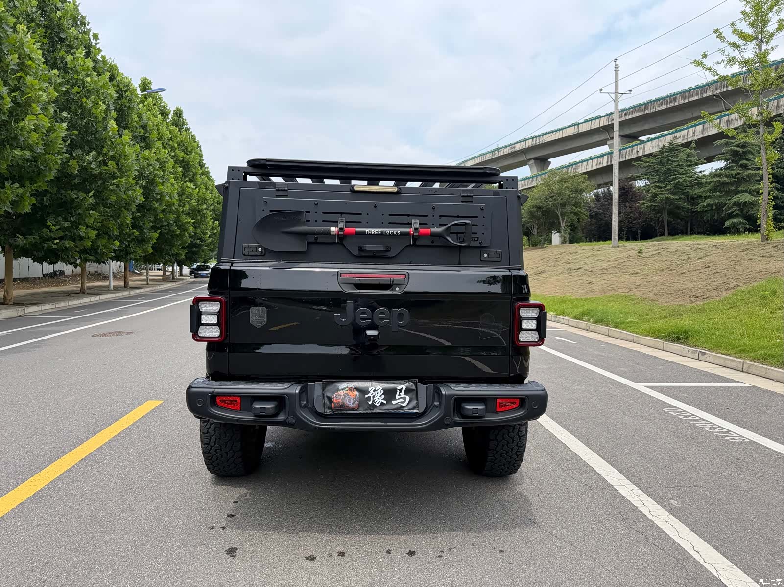 Jeep Gladiator, 2023 8