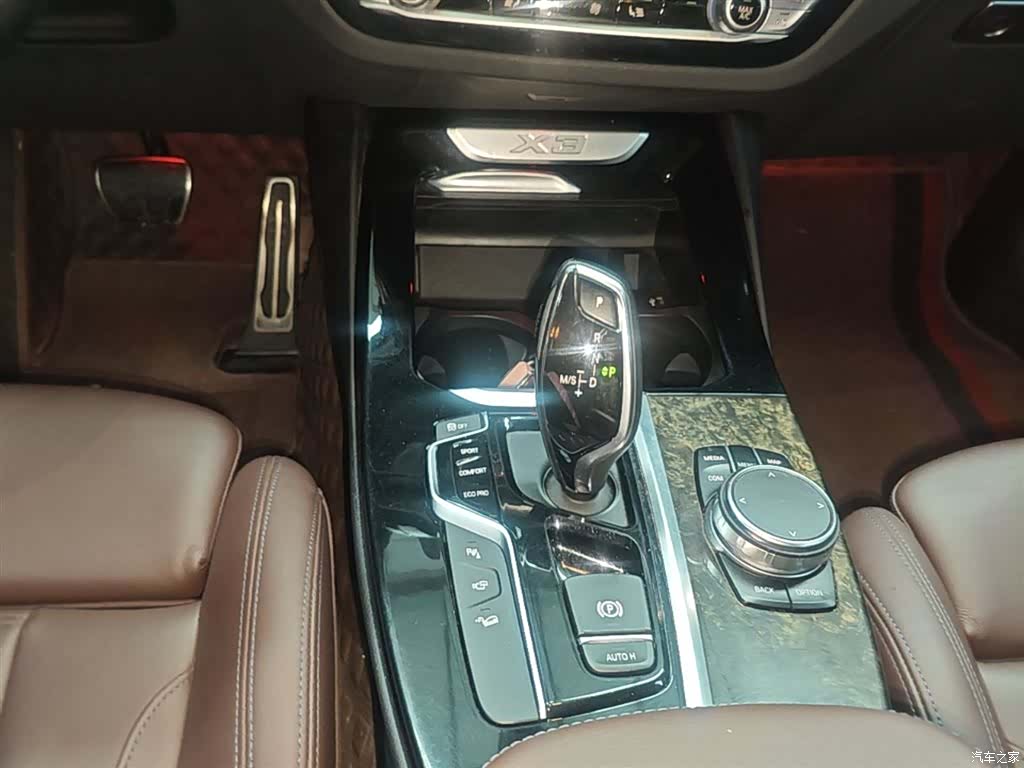 BMW X3, 2019 10