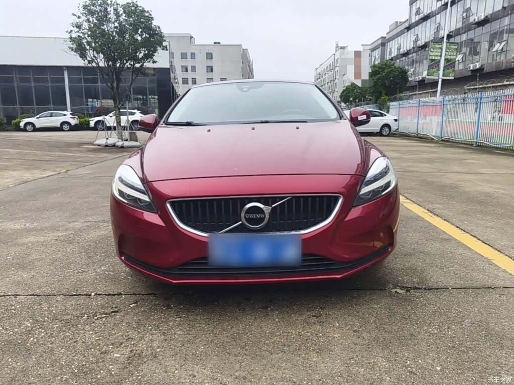 Volvo V40, 2017 3