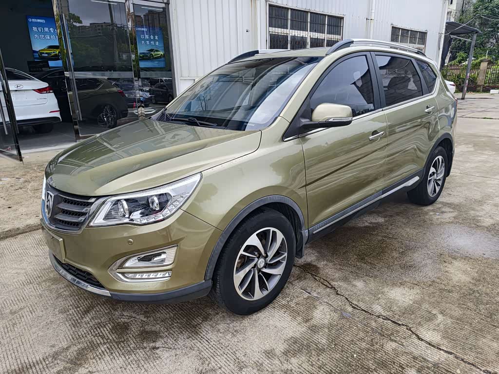 Baojun 560