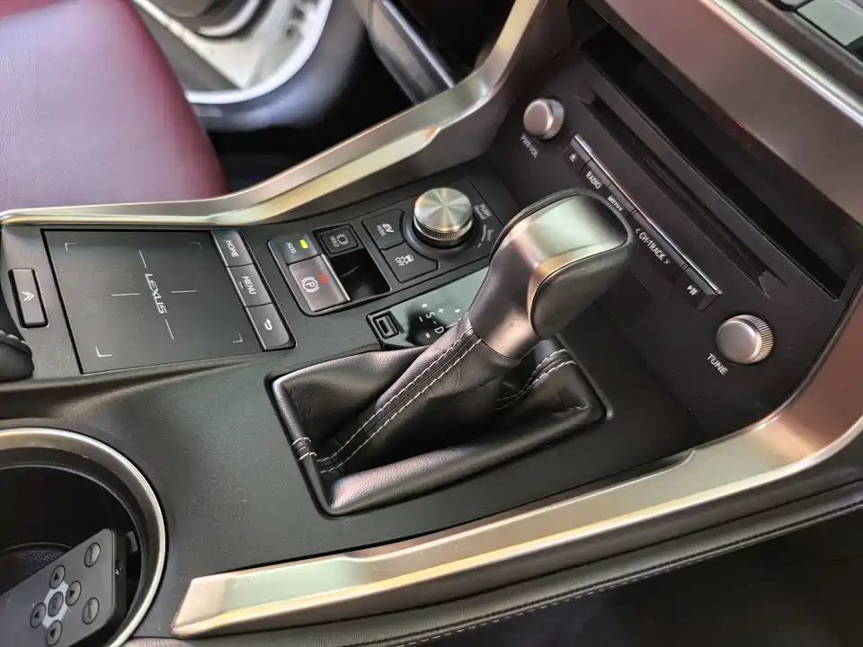 Lexus NX