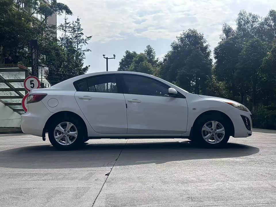 Mazda 3 star Cheng Mazda 3 star Cheng