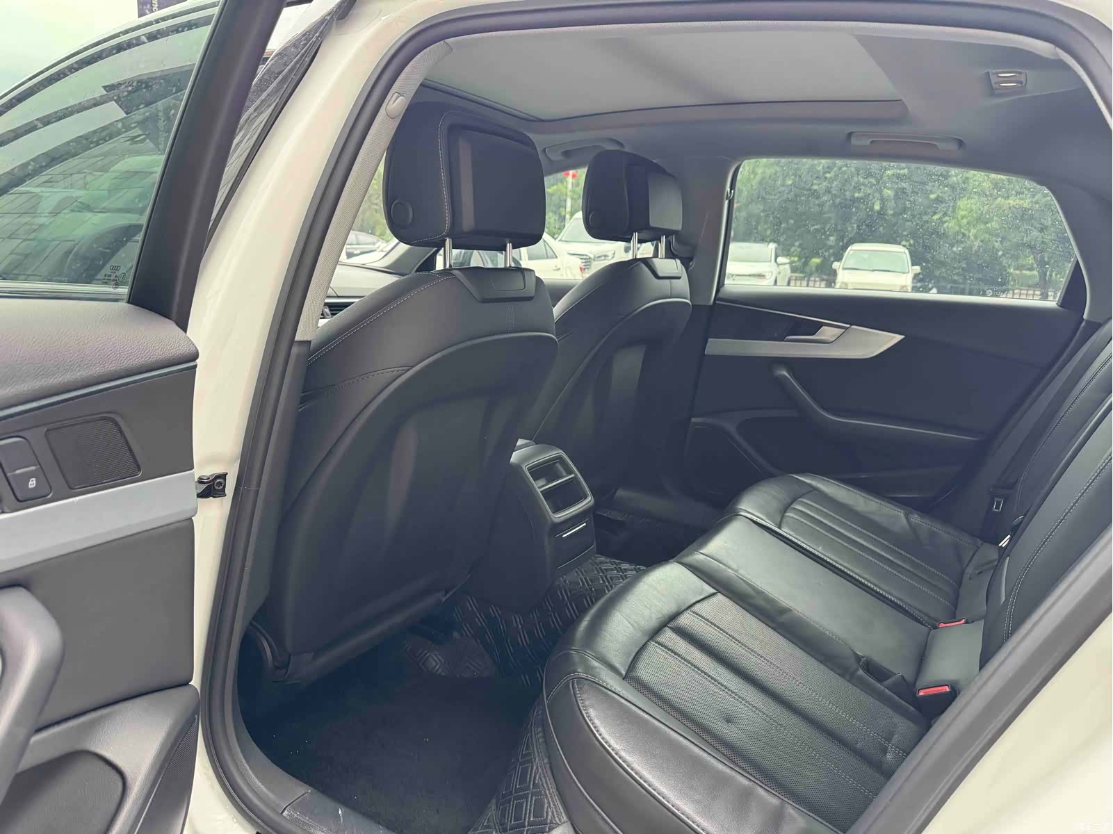 Audi A4L, 2022 7
