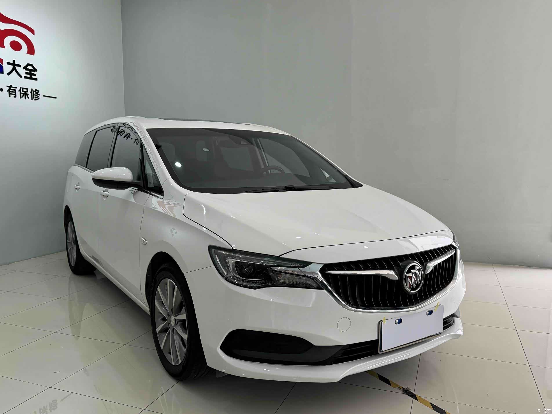 Buick GL6, 2018 3