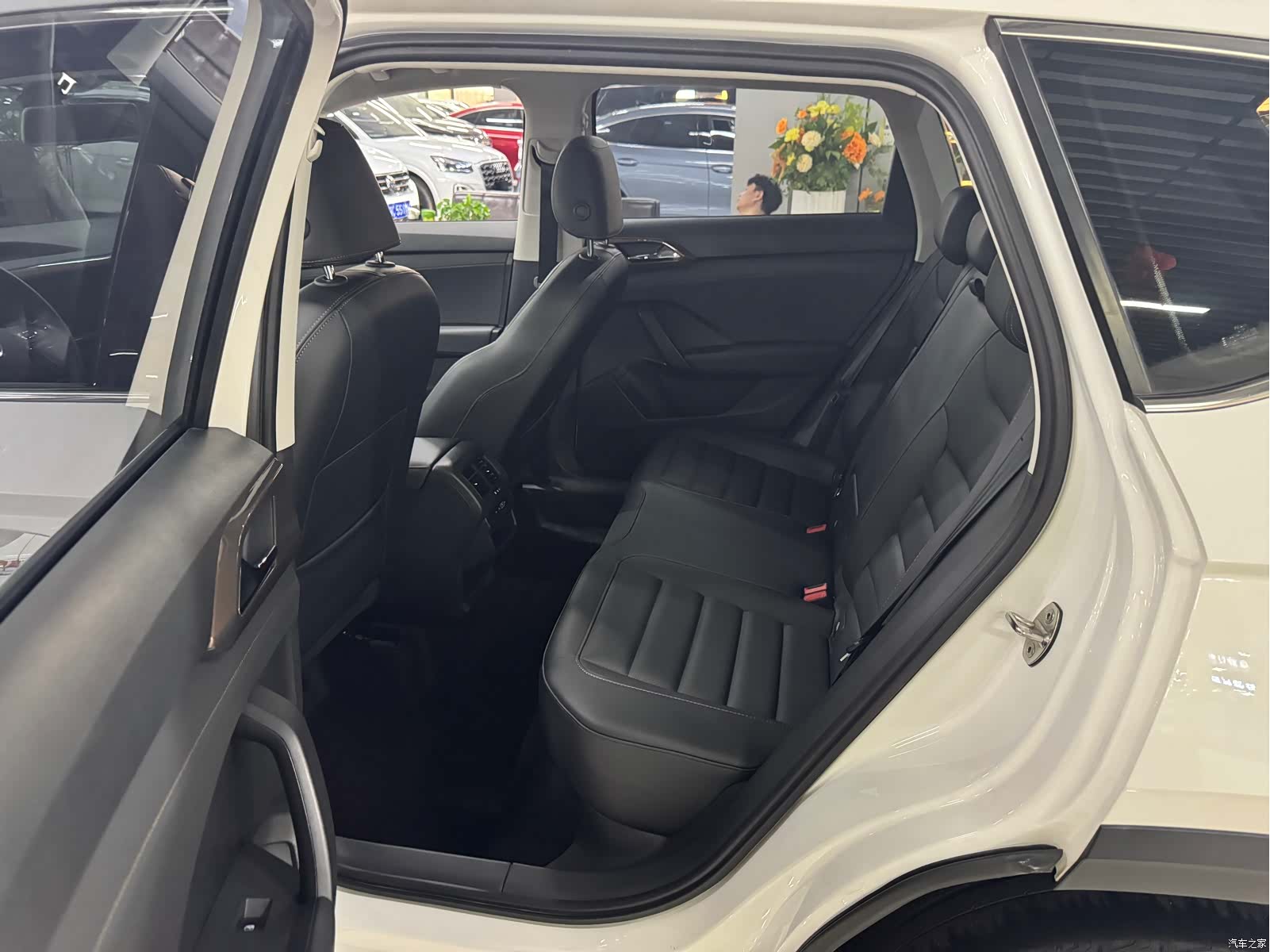 Volkswagen Tharu, 2022 7