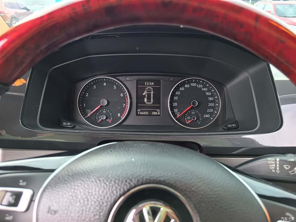 Volkswagen 7, 2017 14