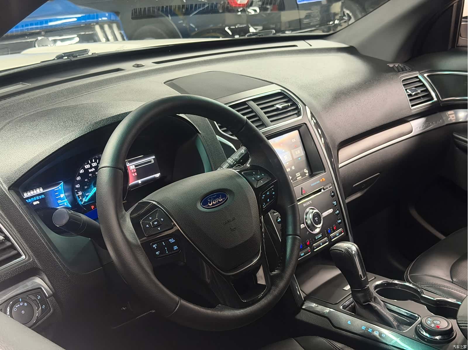 Ford Explorer, 2017 11
