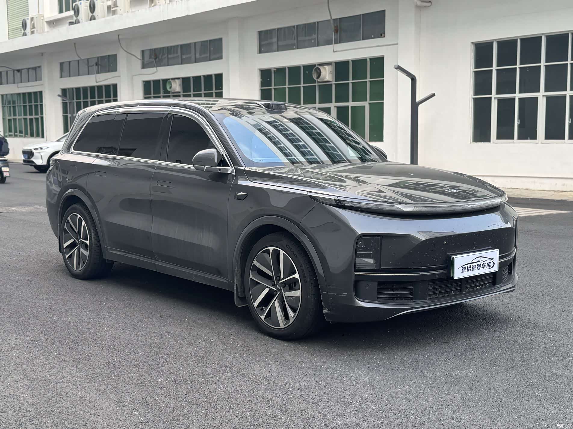 Li Auto L9, 2024 3