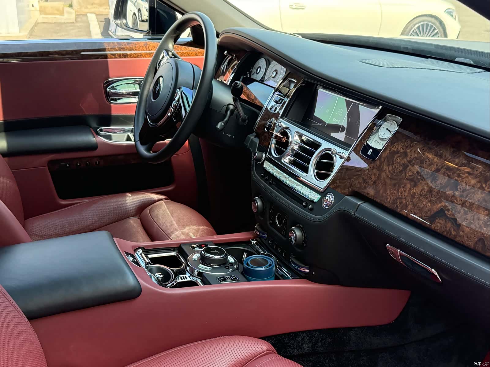 Rolls-Royce Ghost, 2019 9
