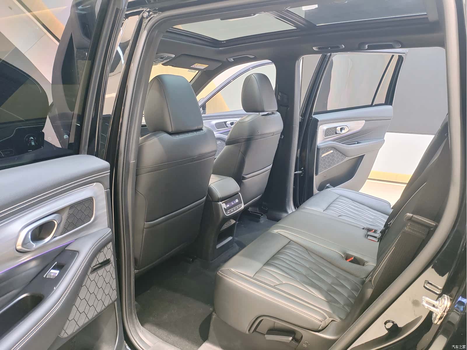 Trumpchi GS8, 2022 11