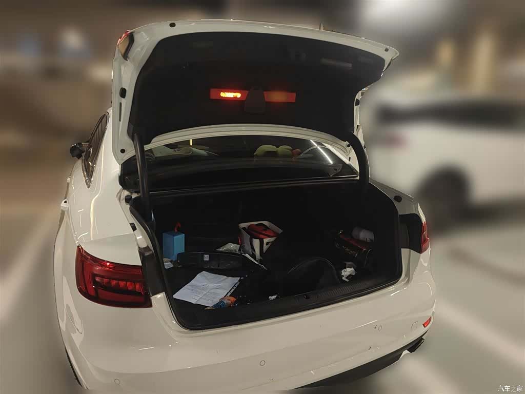 Audi A4L, 2017 10