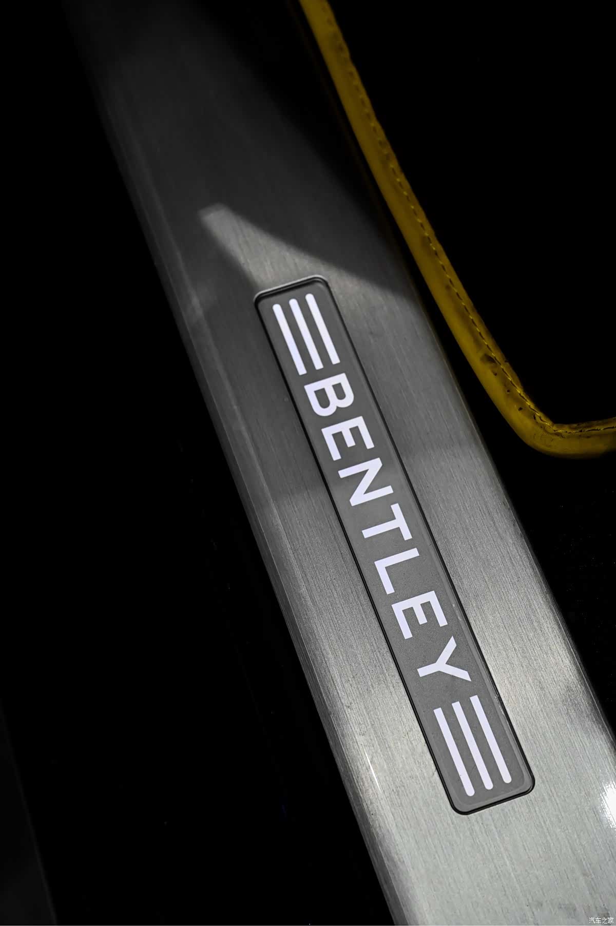 Bentley Bentayga, 2021 27