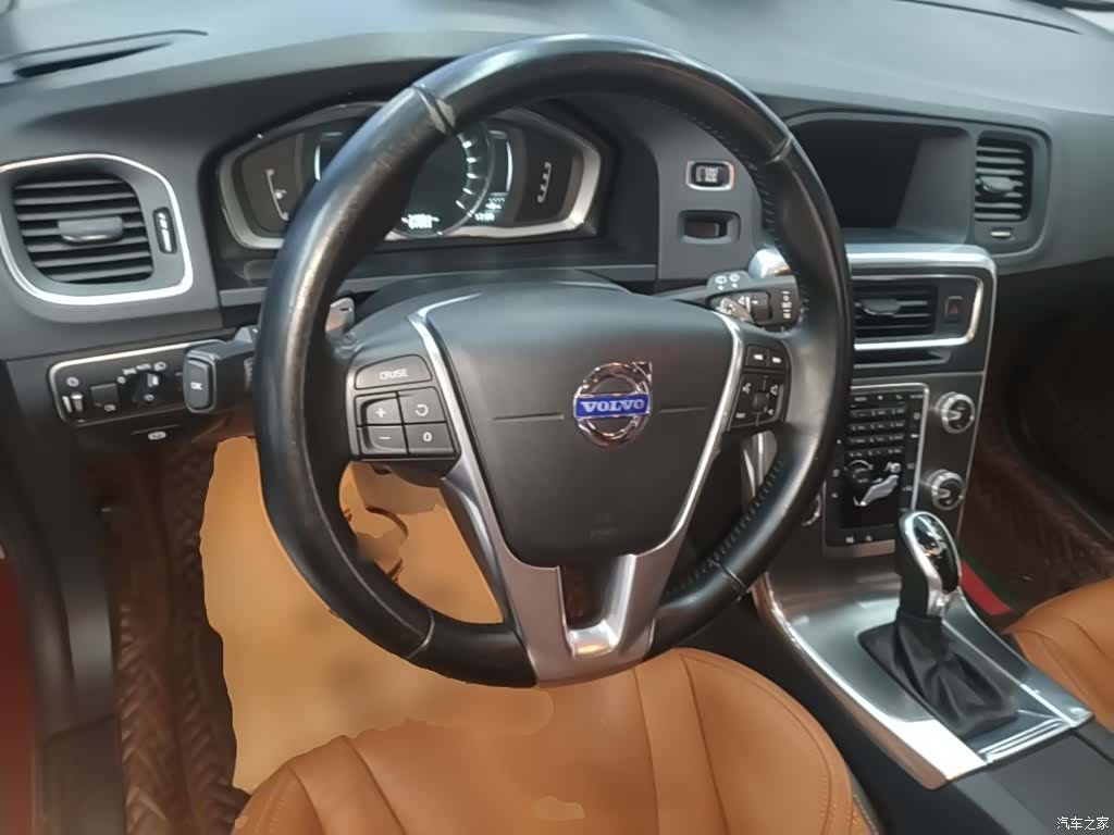 Volvo V60, 2016 11