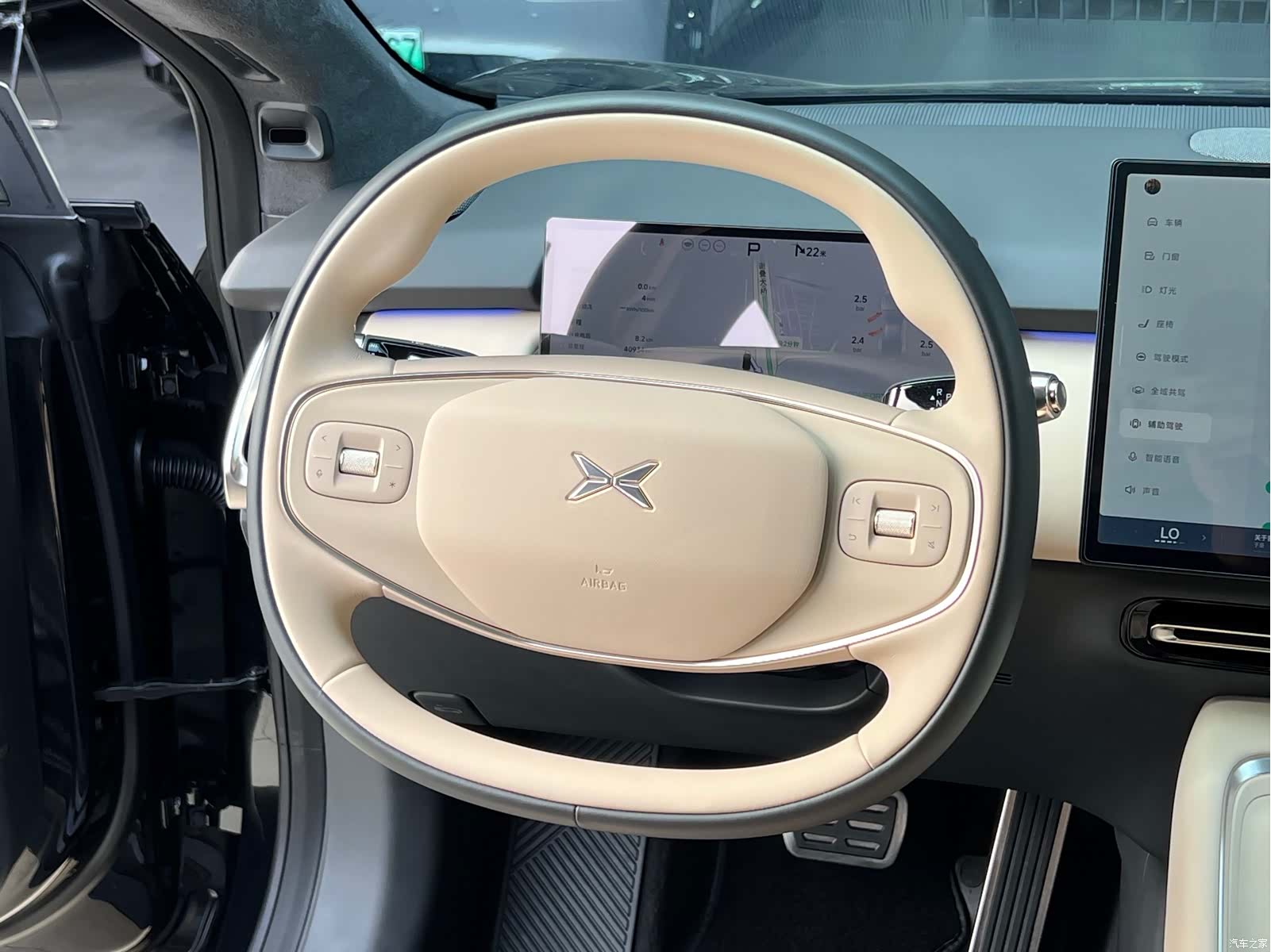 Xpeng P7, 2025 8