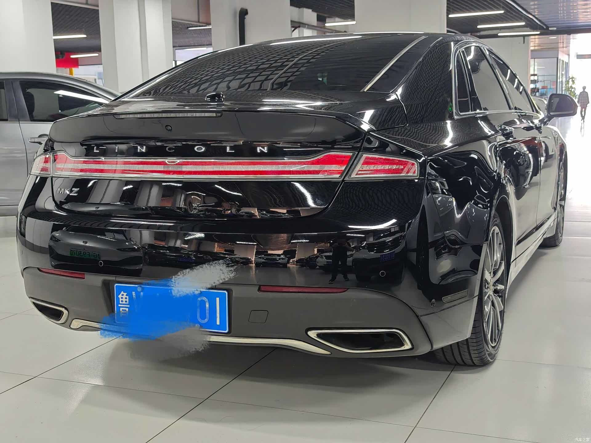 Lincoln MKZ, 2018 4