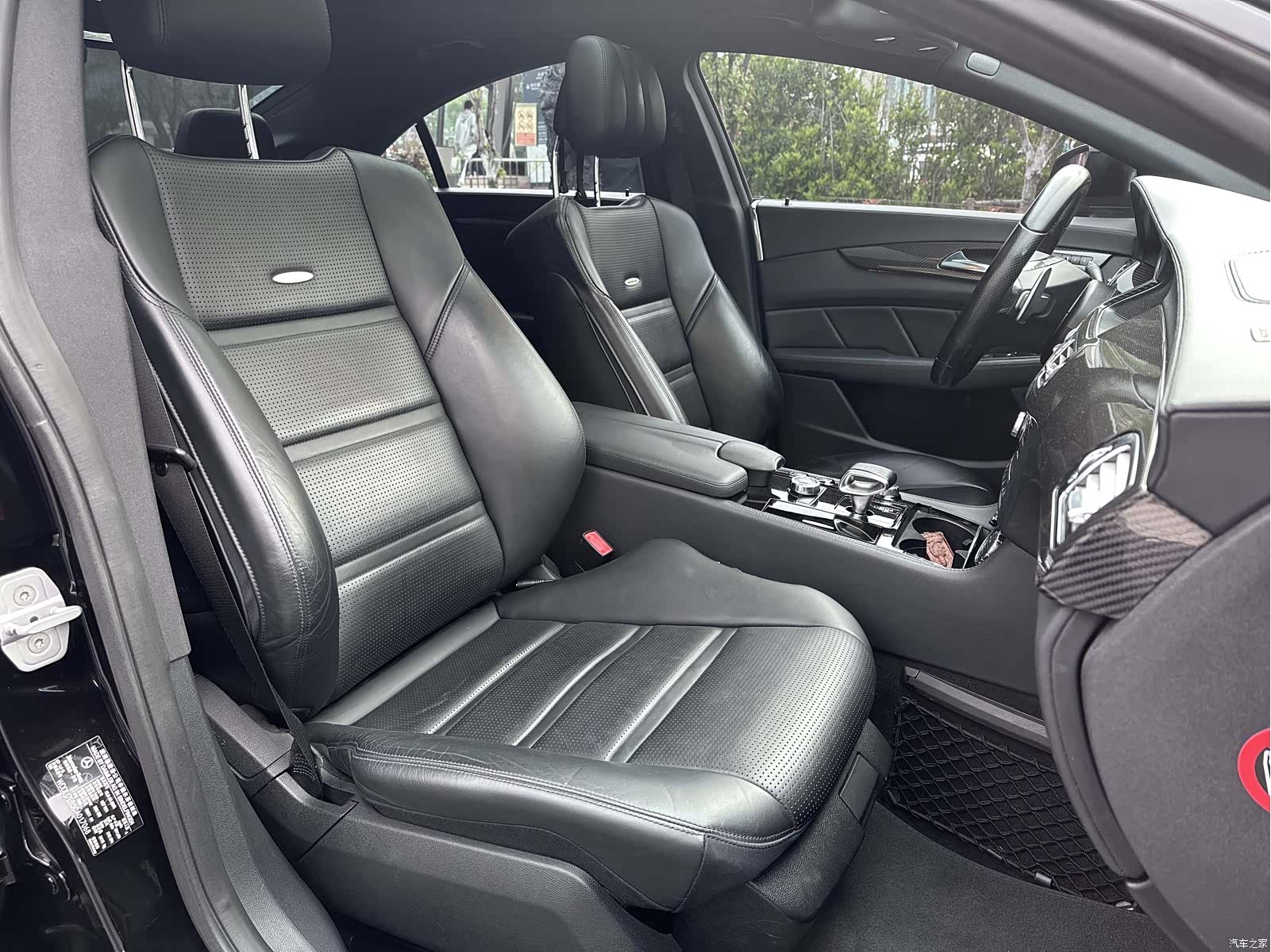Mercedes-Benz CLS, 2013 19